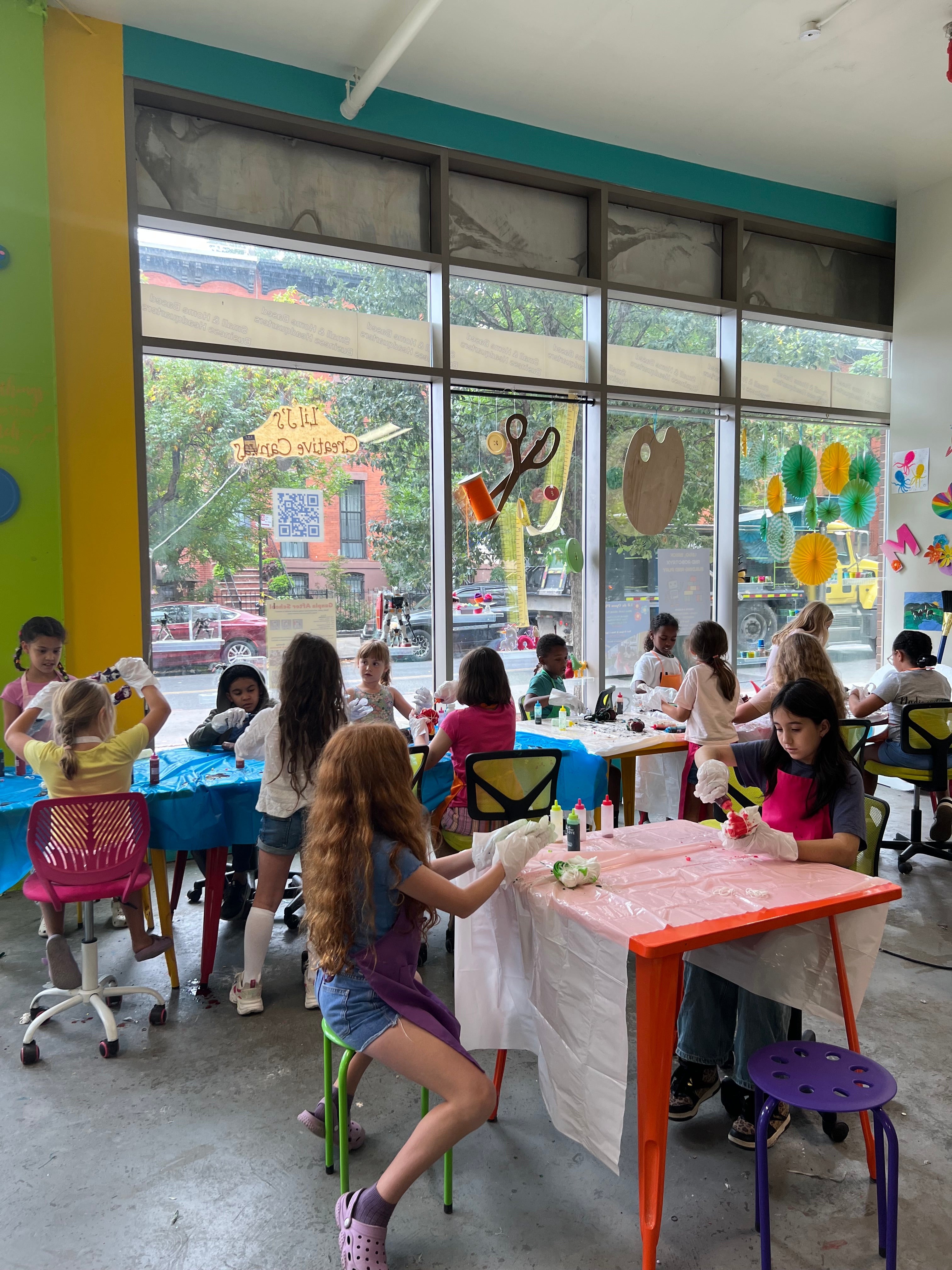 絵画　camp Craft & Play Summer Camp – Lil Js Creative Canvas