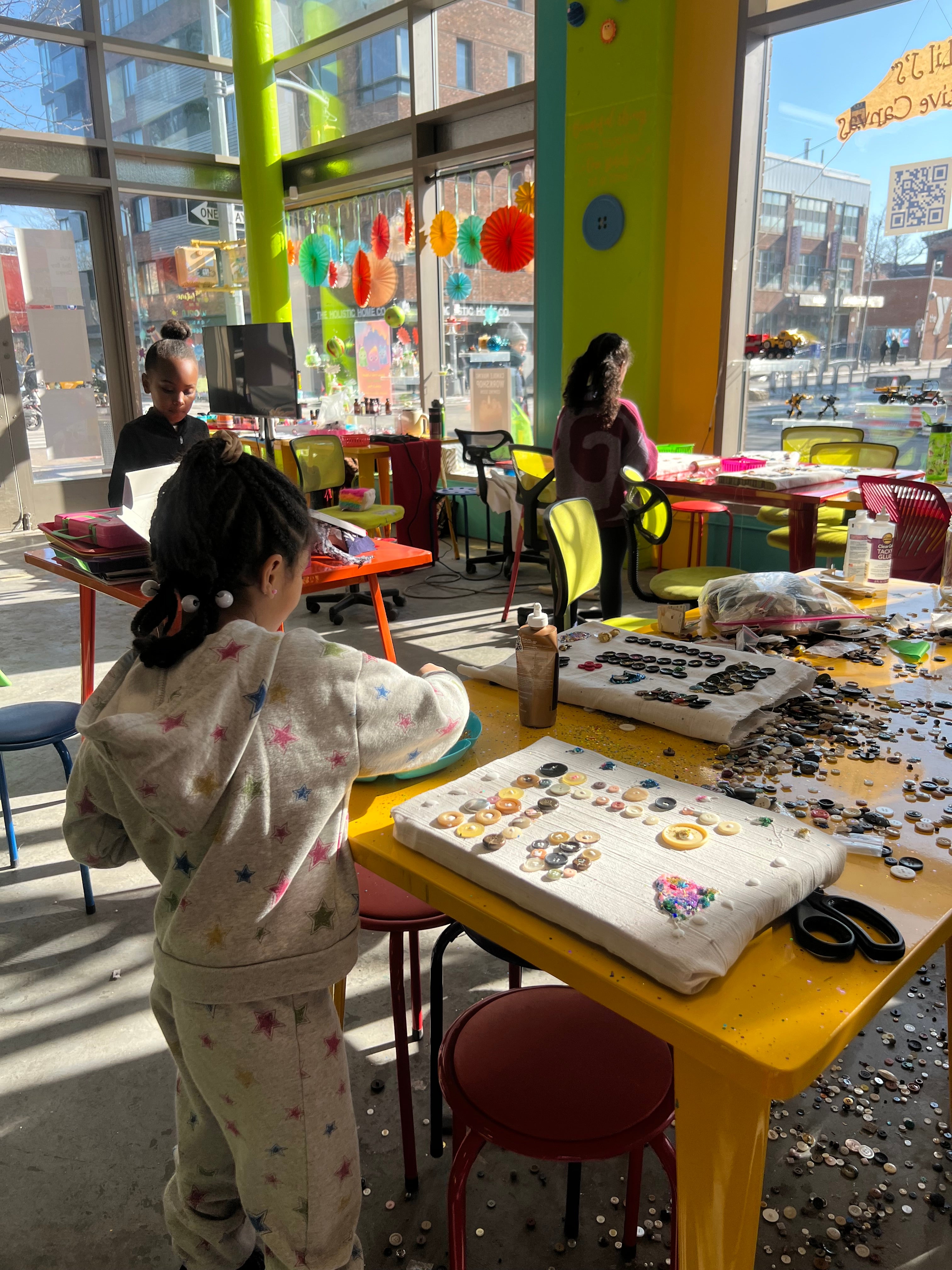 Craft & Play Summer Camp – Lil Js Creative Canvas